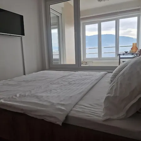 Dunja Apartman *