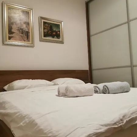 Apartman Dunja شقة